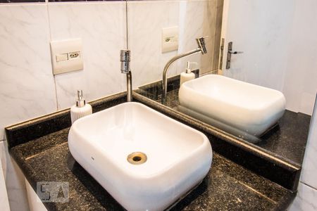 Apartamento para alugar com 48m², 2 quartos e 1 vagaBanheiro