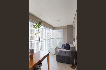 Varanda gourmet de apartamento para alugar com 2 quartos, 73m² em Vila Guarani (z Sul), São Paulo