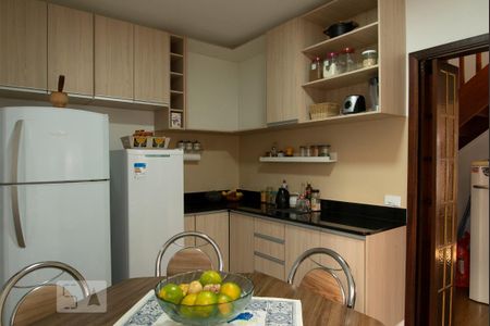 Casa para alugar com 130m², 3 quartos e 2 vagas Casa para alugar com 130m², 3 quartos e 2 vagasCozinha