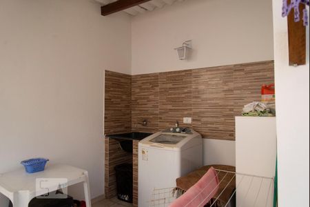 Casa para alugar com 130m², 3 quartos e 2 vagas Casa para alugar com 130m², 3 quartos e 2 vagasLavanderia