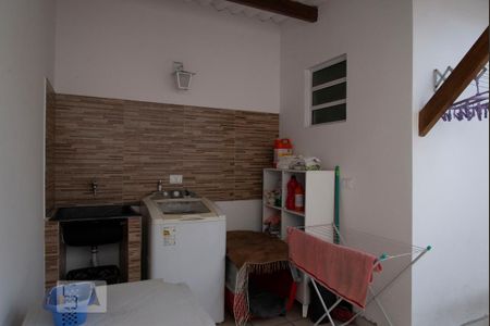 Lavanderia de casa para alugar com 3 quartos, 130m² em Vila Bertioga, São Paulo