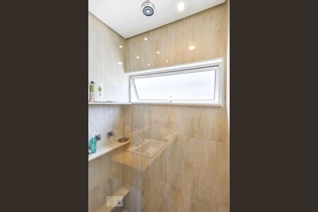 Apartamento à venda com 160m², 3 quartos e 2 vagasSuíte 2 - Banheiro