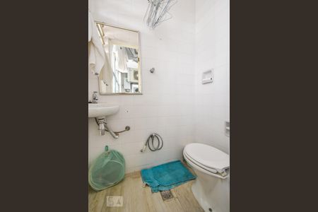 Apartamento à venda com 160m², 3 quartos e 2 vagasBanheiro de Serviço