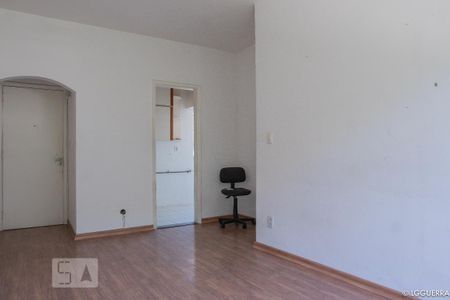 Sala de apartamento para alugar com 2 quartos, 69m² em Laranjeiras, Rio de Janeiro