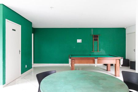 Apartamento à venda com 49m², 2 quartos e 1 vaga Apartamento à venda com 49m², 2 quartos e 1 vagaSala de jogos