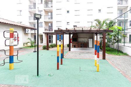 Apartamento à venda com 49m², 2 quartos e 1 vaga Apartamento à venda com 49m², 2 quartos e 1 vagaÁrea Comum - Playground