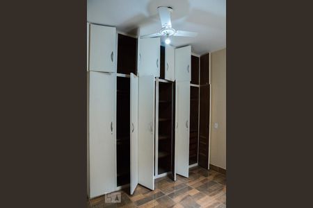 Casa à venda com 200m², 3 quartos e 4 vagasSuite 1