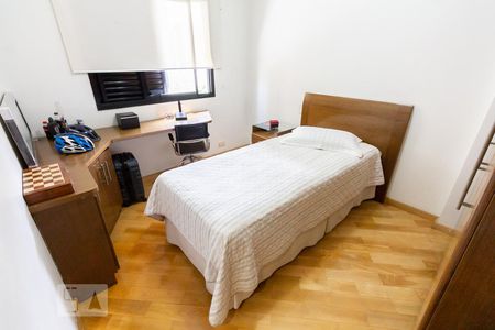 Quarto 01 de apartamento para alugar com 3 quartos, 160m² em Vila Pompéia, São Paulo