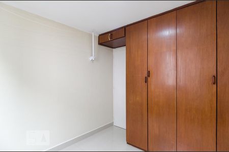 Quarto 2 de apartamento para alugar com 2 quartos, 45m² em Santa Terezinha, São Bernardo do Campo
