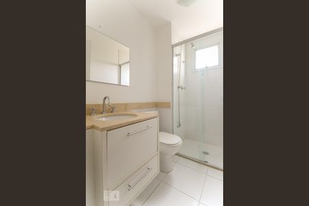 Apartamento à venda com 156m², 3 quartos e 2 vagasBanheiro da suíte 2