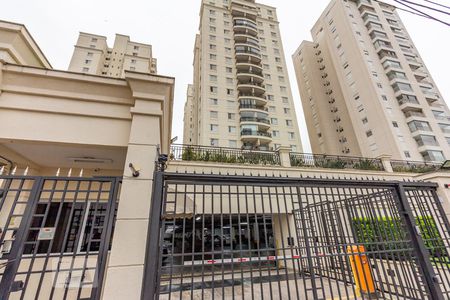 Apartamento para alugar com 90m², 3 quartos e 2 vagas Apartamento para alugar com 90m², 3 quartos e 2 vagasFachada