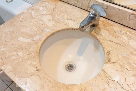 Apartamento para alugar com 90m², 3 quartos e 2 vagas Apartamento para alugar com 90m², 3 quartos e 2 vagasBanheiro Pia