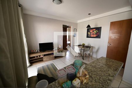 Sala de apartamento para alugar com 2 quartos, 68m² em Vila Jaragua, Goiânia