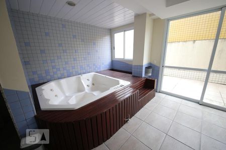 Apartamento para alugar com 75m², 2 quartos e 1 vagaHidromassagem 
