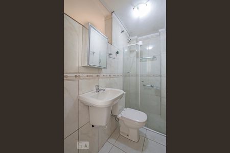 Banheiro de apartamento à venda com 1 quarto, 45m² em Santo Amaro, São Paulo