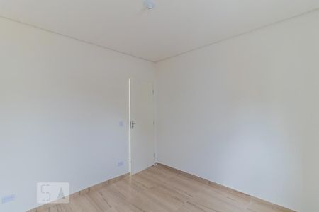 Quarto 1 de apartamento para alugar com 2 quartos, 45m² em Jardim Colorado, São Paulo