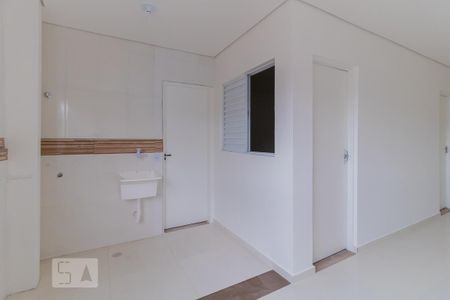 Cozinha de apartamento para alugar com 2 quartos, 45m² em Jardim Colorado, São Paulo