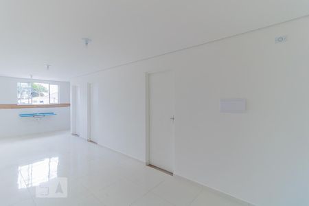 Sala de apartamento para alugar com 2 quartos, 45m² em Jardim Colorado, São Paulo