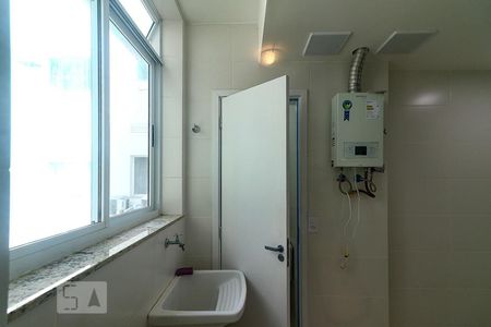 Apartamento à venda com 115m², 3 quartos e 2 vagasÁrea de Serviço