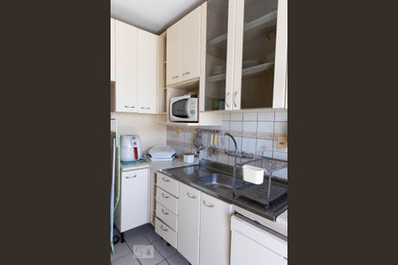 Casa de condomínio para alugar com 145m², 3 quartos e 2 vagas Casa de condomínio para alugar com 145m², 3 quartos e 2 vagasCozinha