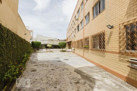 Apartamento para alugar com 70m², 2 quartos e 1 vagaÁrea Comum