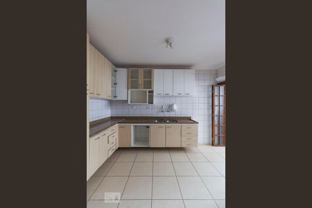 Apartamento à venda com 101m², 2 quartos e 1 vagaCozinha