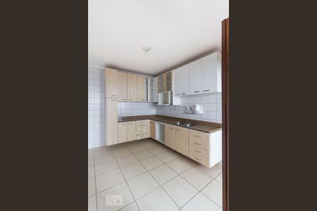 Apartamento à venda com 101m², 2 quartos e 1 vagaCozinha