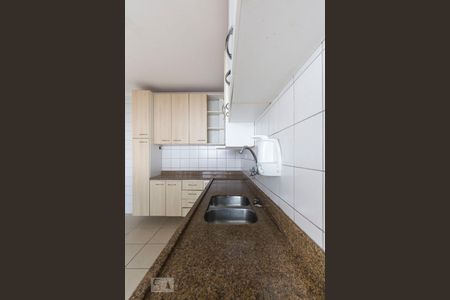 Apartamento à venda com 101m², 2 quartos e 1 vagaCozinha
