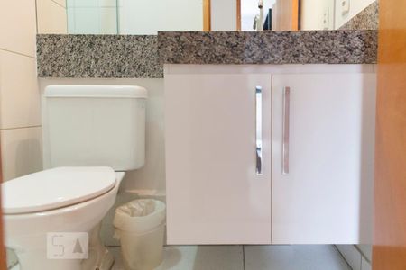 Apartamento para alugar com 69m², 2 quartos e 1 vagaBanheiro Social