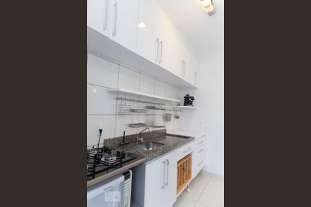 Apartamento para alugar com 69m², 2 quartos e 1 vagaCozinha
