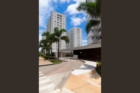 Apartamento para alugar com 69m², 2 quartos e 1 vagaFachada do Condomínio