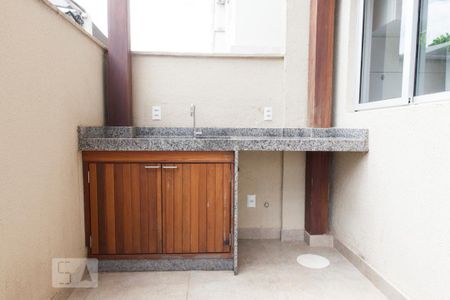 Apartamento para alugar com 69m², 2 quartos e 1 vagaVaranda da Sala