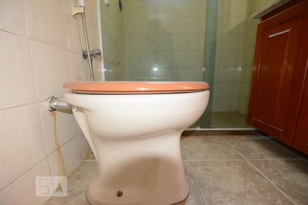 Apartamento para alugar com 700m², 3 quartos e 2 vagasBanheiro da suite 2