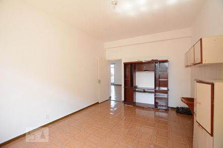 Apartamento para alugar com 700m², 3 quartos e 2 vagascozinha/ Área de Serviço