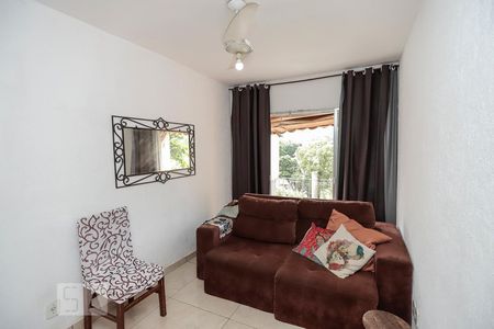 Sala de apartamento para alugar com 2 quartos, 50m² em Piedade, Rio de Janeiro