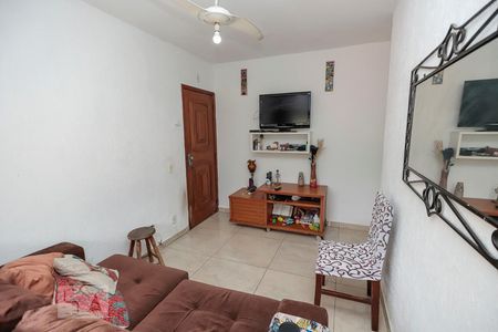 Sala de apartamento para alugar com 2 quartos, 50m² em Piedade, Rio de Janeiro