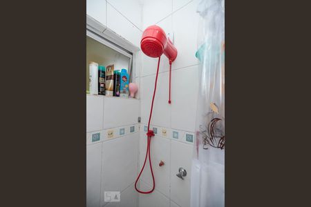 Banheiro de apartamento para alugar com 2 quartos, 50m² em Piedade, Rio de Janeiro