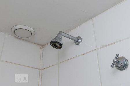 Apartamento à venda com 45m², 2 quartos e 1 vagaBanheiro - Chuveiro a gás