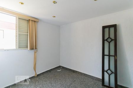 Apartamento à venda com 78m², 2 quartos e 1 vaga Apartamento à venda com 78m², 2 quartos e 1 vagaSuíte