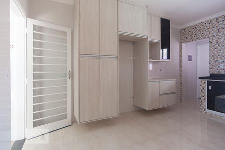 Casa para alugar com 180m², 2 quartos e 8 vagasCozinha