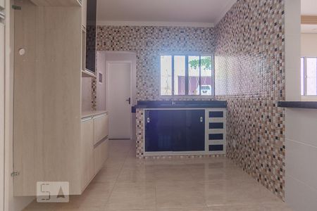 Casa para alugar com 180m², 2 quartos e 8 vagasCozinha