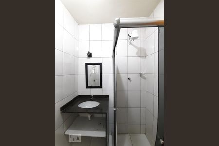 Banheiro Social de apartamento à venda com 3 quartos, 65m² em Higienópolis, Rio de Janeiro