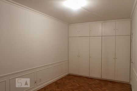 Casa à venda com 400m², 4 quartos e 2 vagas Casa à venda com 400m², 4 quartos e 2 vagasQuarto 2
