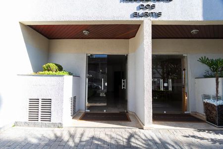 Apartamento à venda com 58m², 2 quartos e 2 vagasEntrada