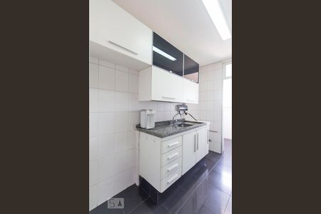 Apartamento à venda com 58m², 2 quartos e 2 vagasCozinha