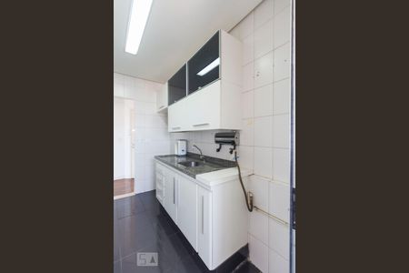 Apartamento à venda com 58m², 2 quartos e 2 vagasCozinha