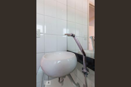 Apartamento à venda com 58m², 2 quartos e 2 vagasBanheiro Social