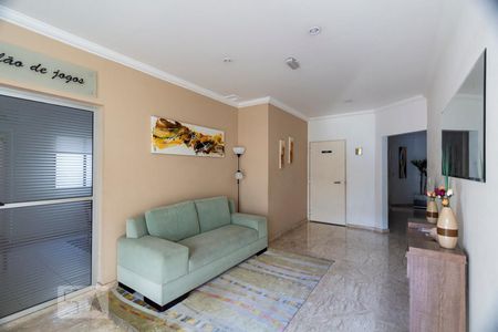 Apartamento à venda com 58m², 2 quartos e 2 vagasHall social