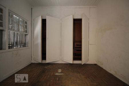 Quarto de casa para alugar com 1 quarto, 40m² em Jardim Monte Kemel, São Paulo