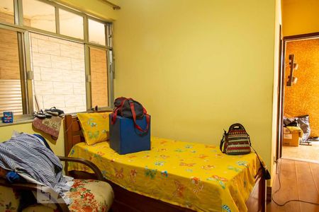 Casa à venda com 600m², 4 quartos e 4 vagas Casa à venda com 600m², 4 quartos e 4 vagasquarto de serviço